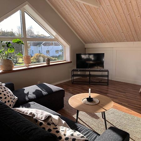 Mysig Laegenhet Naera Lassalyckan Ulricehamn Exterior foto